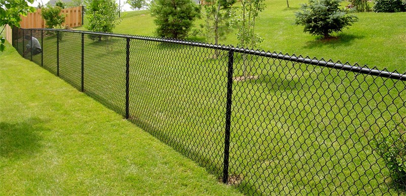 heavy-duty-galvanized-chain-link-fence.jpg