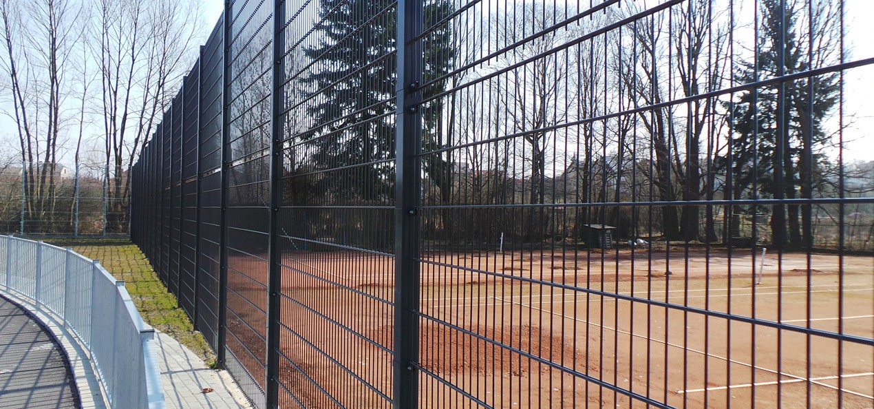 double wire fence.jpg