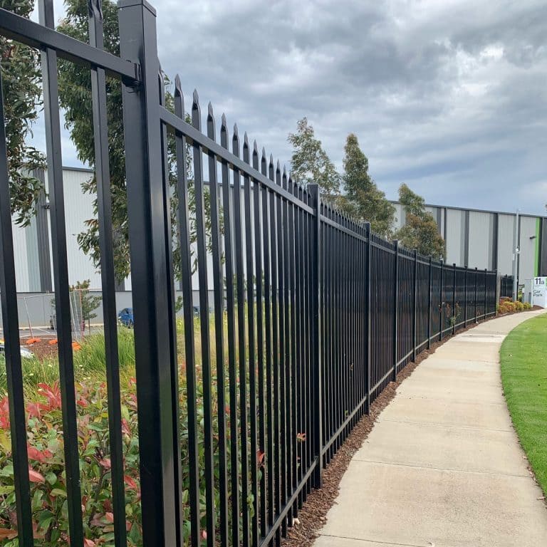 garrison fence bracket